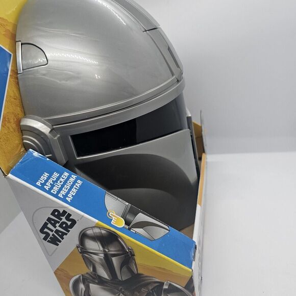 Star Wars The Mandalorian Electronic Mask Helmet by Hasbro, Disney Role Playing - Picture 11 of 11